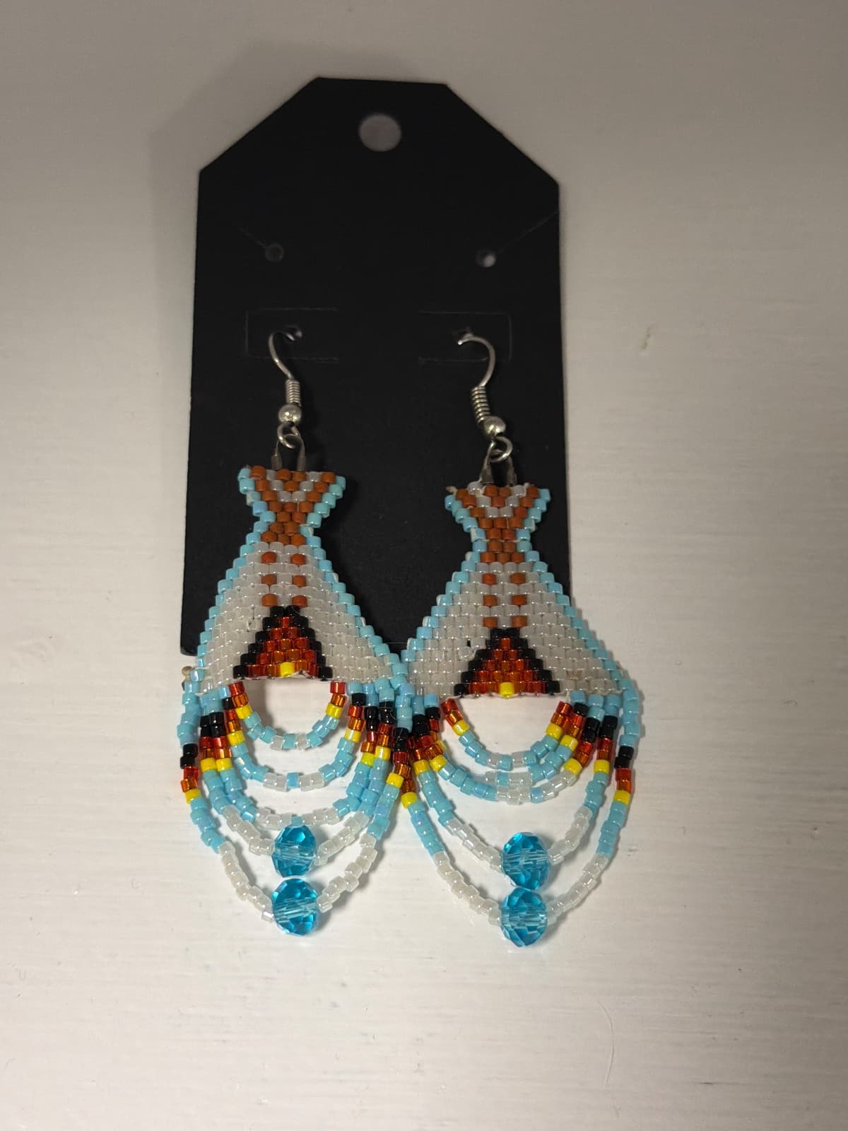 #061 Jewelry Earrings Brickstitch Tee Pee
