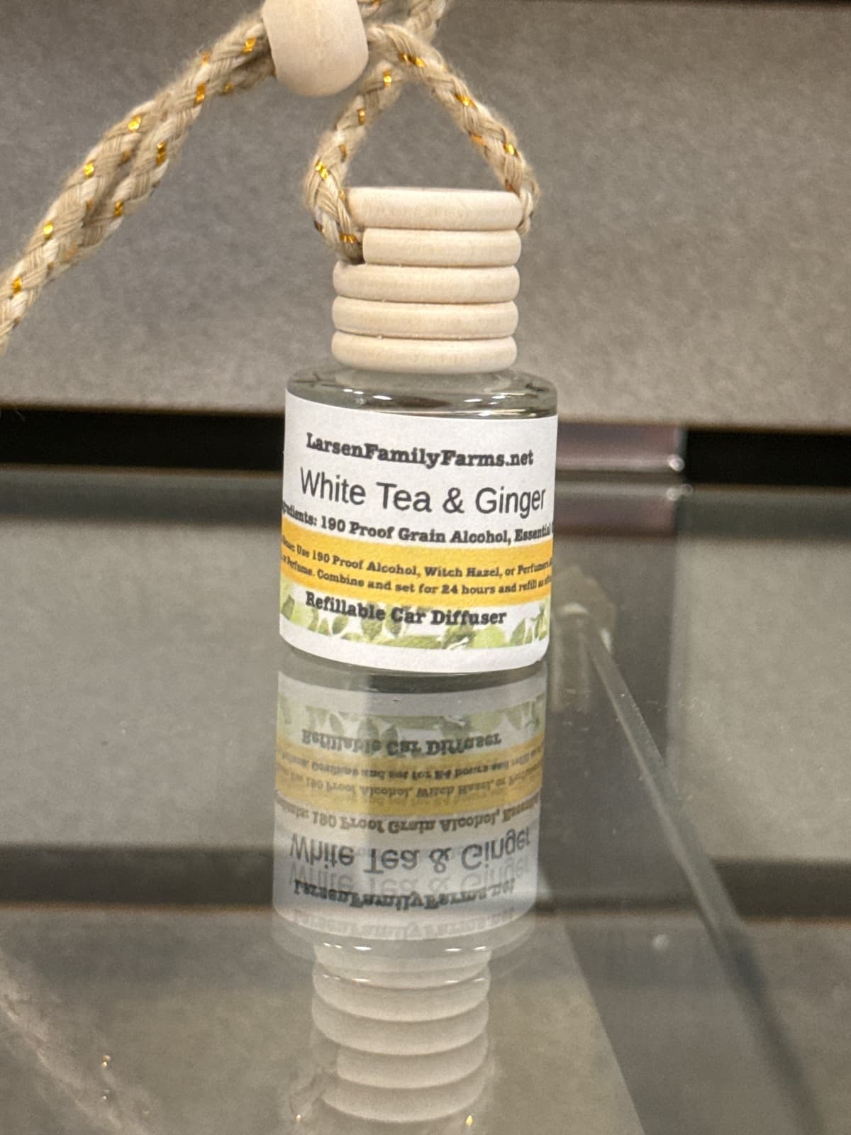 White Tea & Ginger Refillable Essential Oil Car Diffusers